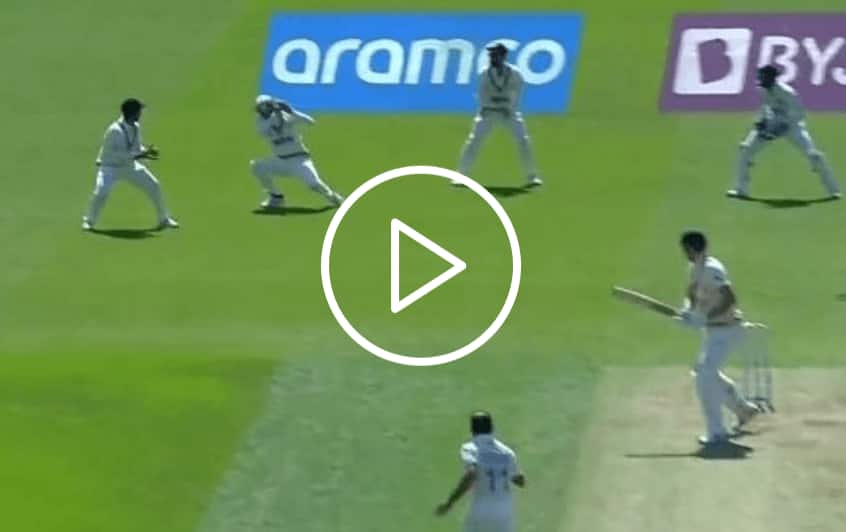 [Watch] Shubman Gill Takes a Stunning Reflex Catch as Cameron Green Departs Cheaply